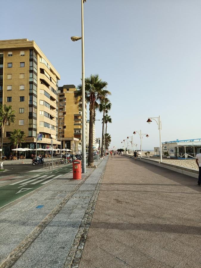 Piso Avenida Junto A La Playa Apartment Cadiz